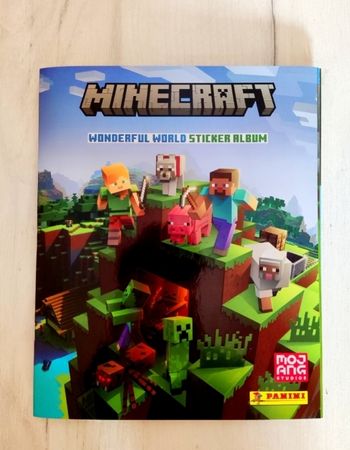 Album neuf Minecraft Wonderfull World Panini