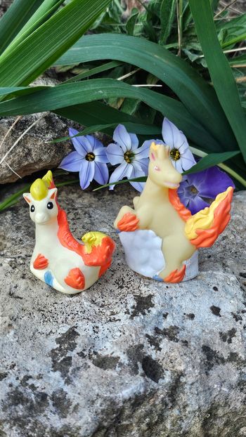 Super figurine Pokemon Nintendo finger puppet évolution ponyta galopa 