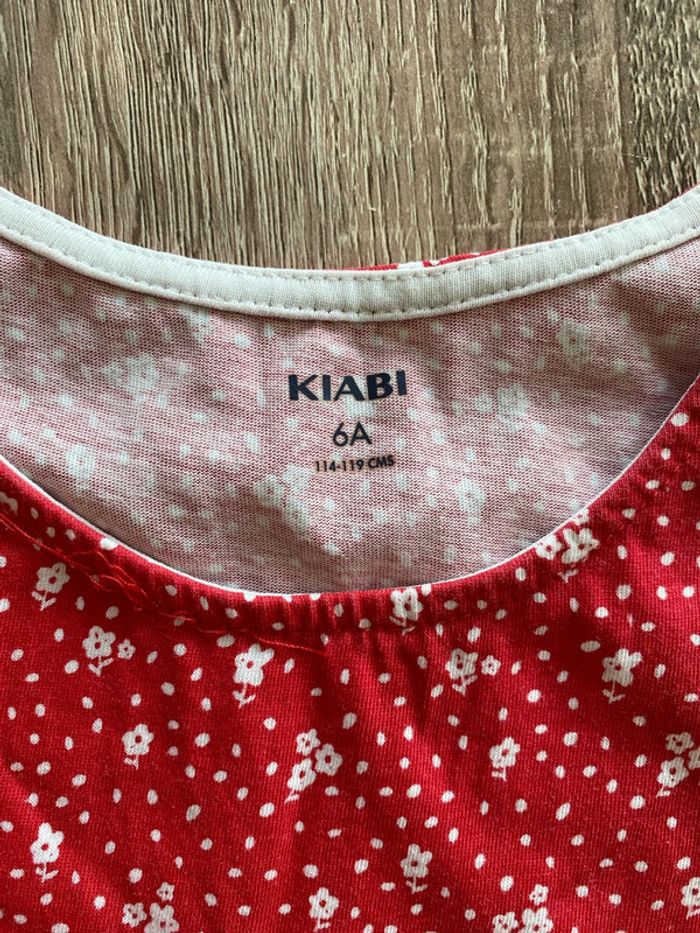 Robe rouge fleurie 6 ans - photo numéro 3