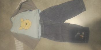 Tenu Winnie l'ourson