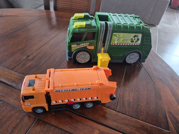 Lot camion poubelles