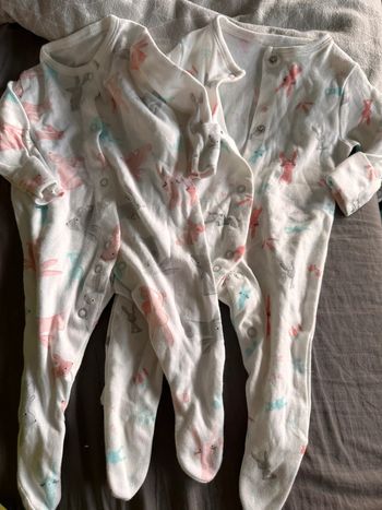 Lot 2 pyjamas 3m