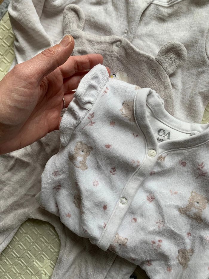 Lot de 3 pyjamas Petit béguin C&A 6 mois tbe - photo numéro 5