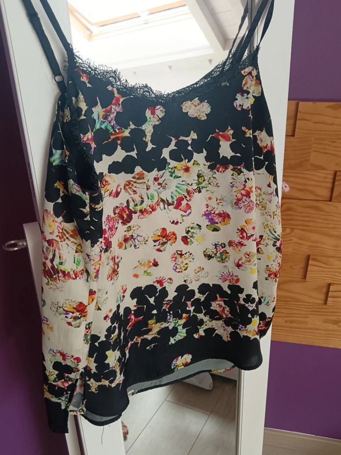 Débardeur satiné promod taille 40 fleuri