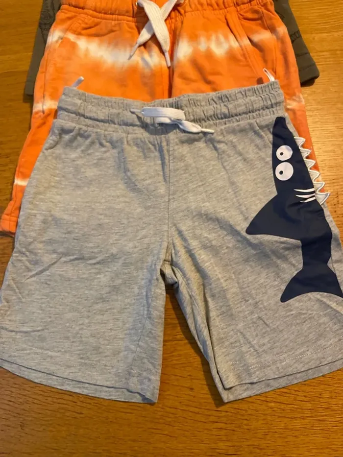 4 short garçon - photo numéro 2