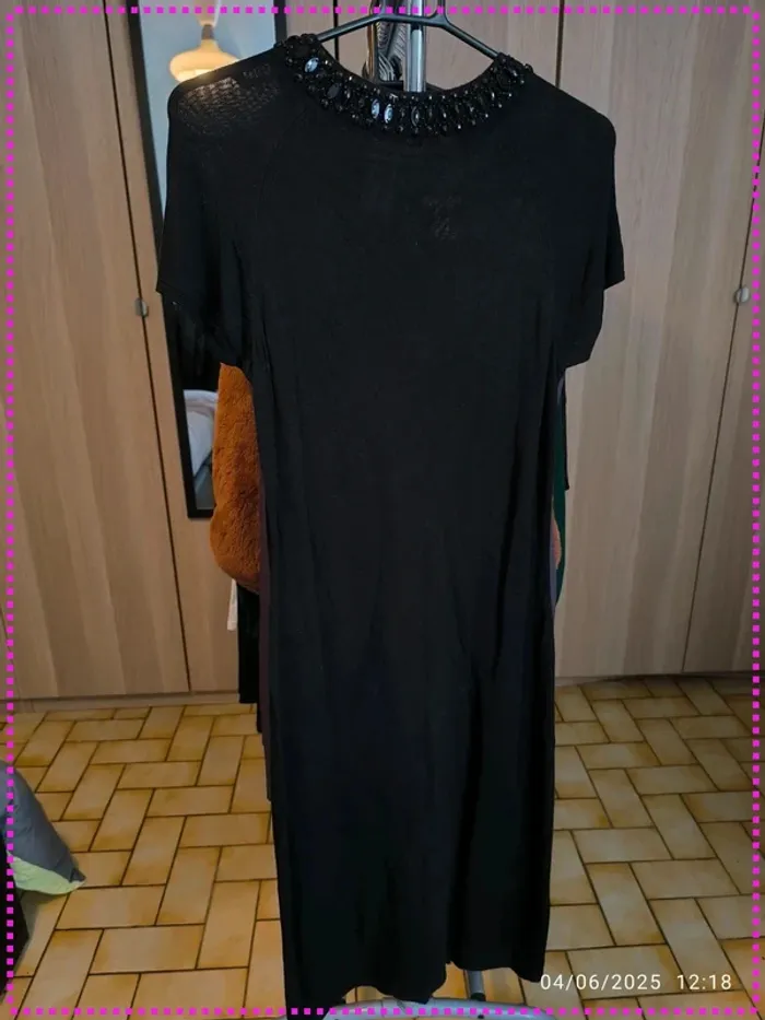 Robe noire (40) - photo numéro 2