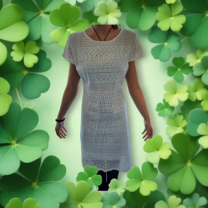 Robe blanche taille 3 blanc du nil