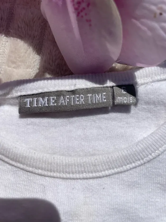 Adorable petit pull pour blanc rayé bleu - 6 mois - photo numéro 4