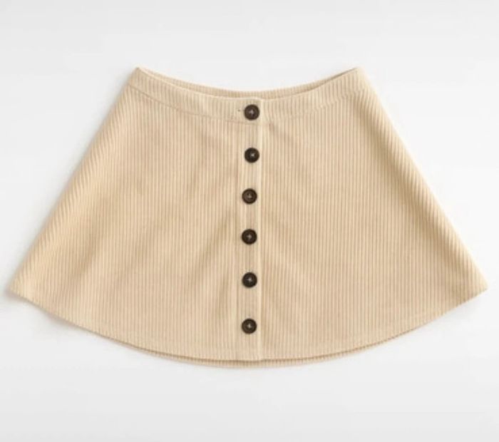 Jupe en velours côtelé beige - Shein - Taille L - Neuve - 5€ - photo numéro 2