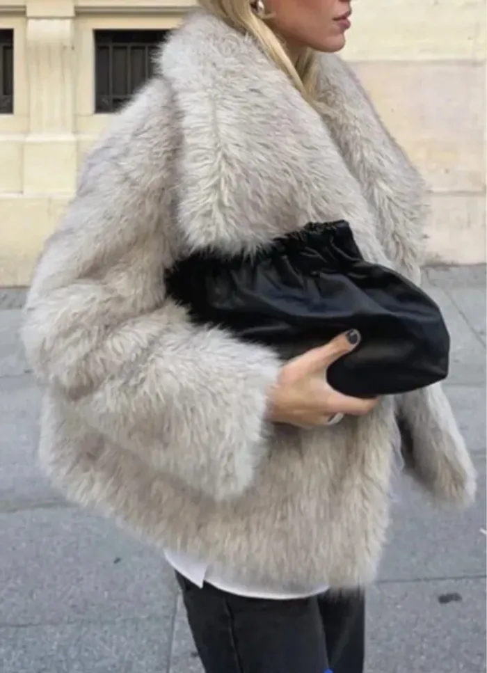 Très beau manteau col châle Zara  taille M.L