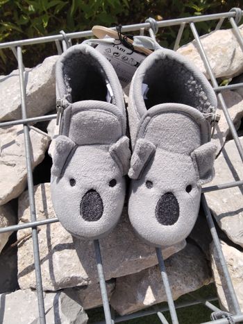 Chaussons Kiabi taille 21