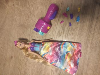 Barbie tresse magique