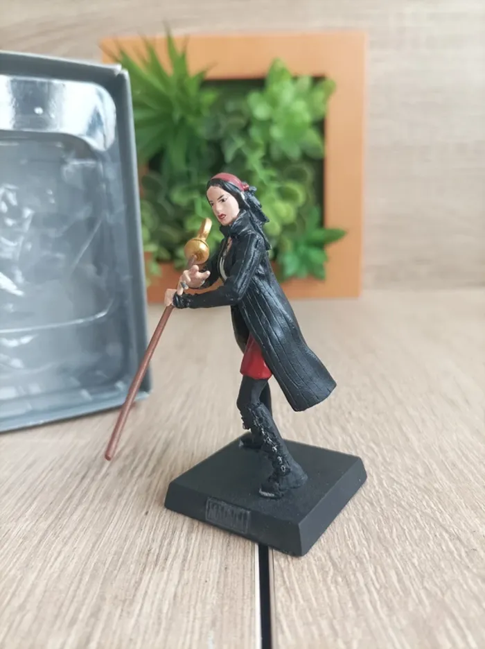 Figurine Marvel Nico Minoru Eaglemoss Super Héros - photo numéro 5