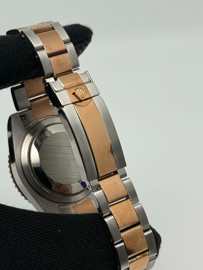 Montre automatique saphir - photo numéro 3