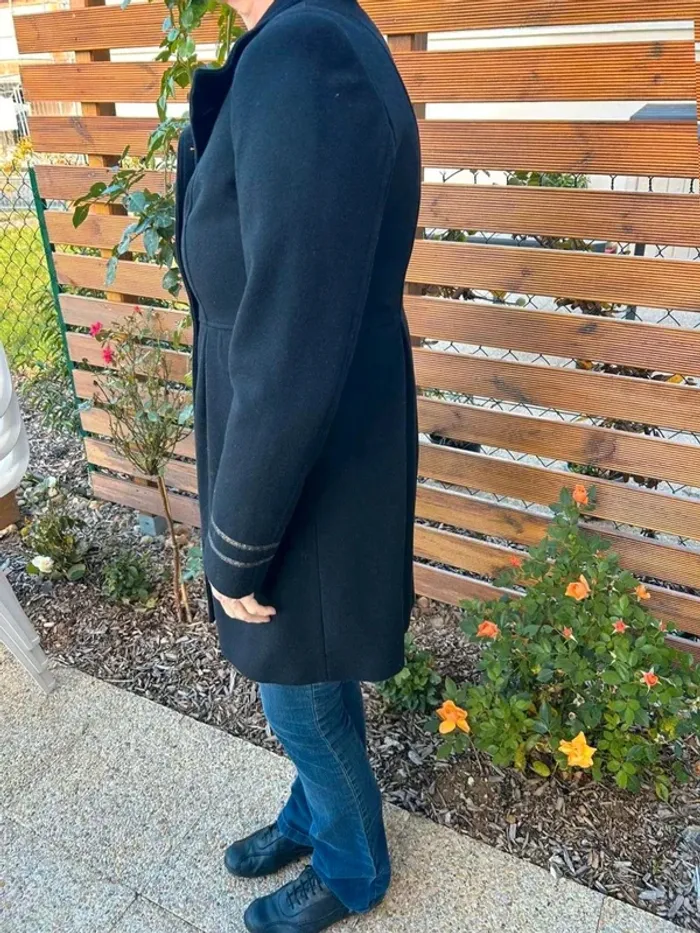 Manteau chaud  en  laine T38 - photo numéro 3