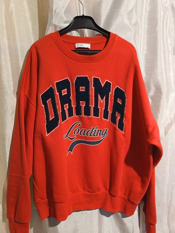 sweat rouge imprimé de Bershka 42 réf 71 P02