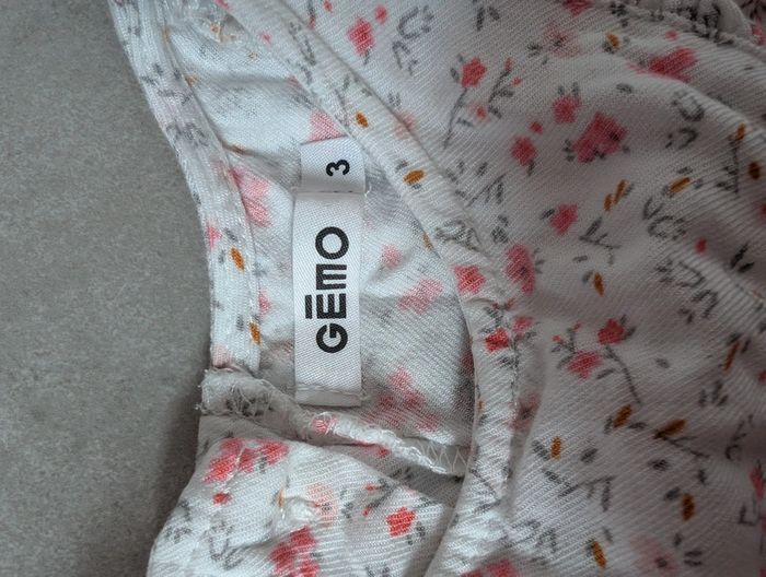 Jolie robe à fleurs doublé - photo numéro 3