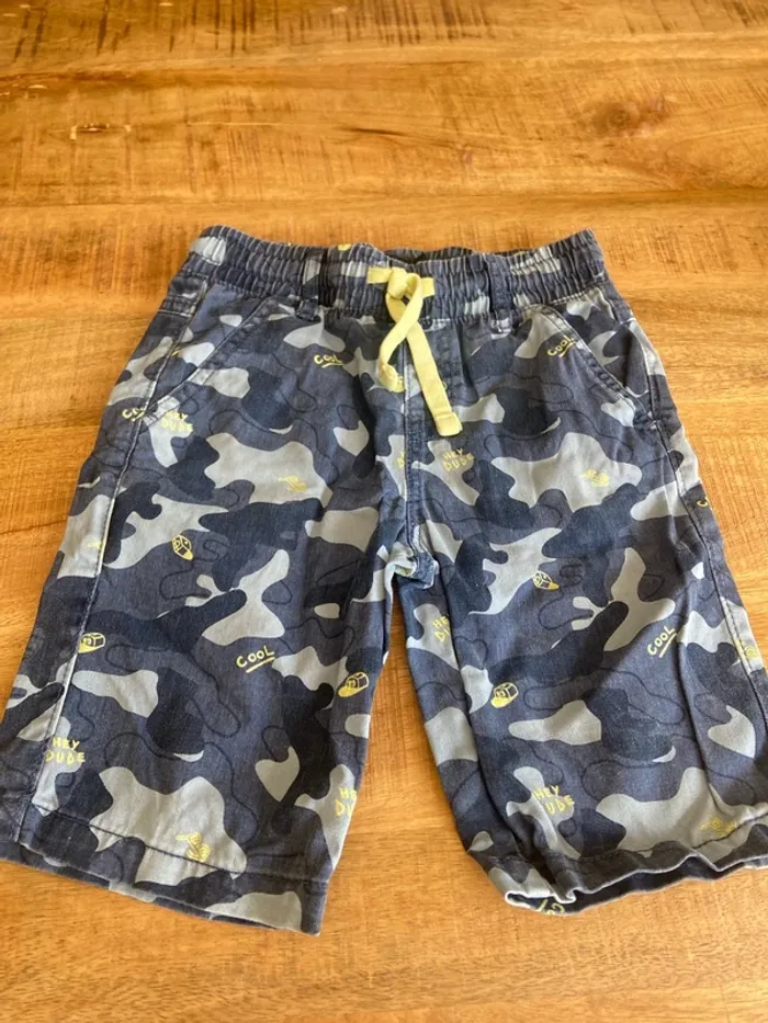 Short 8 ans
