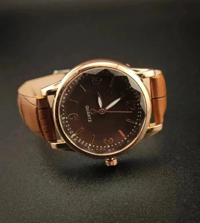Montre marron chocolat, style classique - photo numéro 2