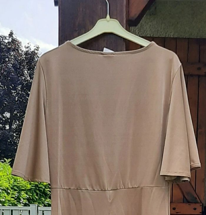 Longue robe beige H&M, taille 36 - photo numéro 5