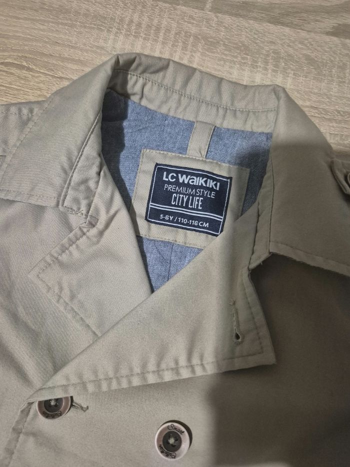 Trench LC WAIKIKI 5-6 ans - photo numéro 2