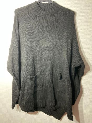 Pull femme taille unique (46-52)- Laura - neuf avec étiquette