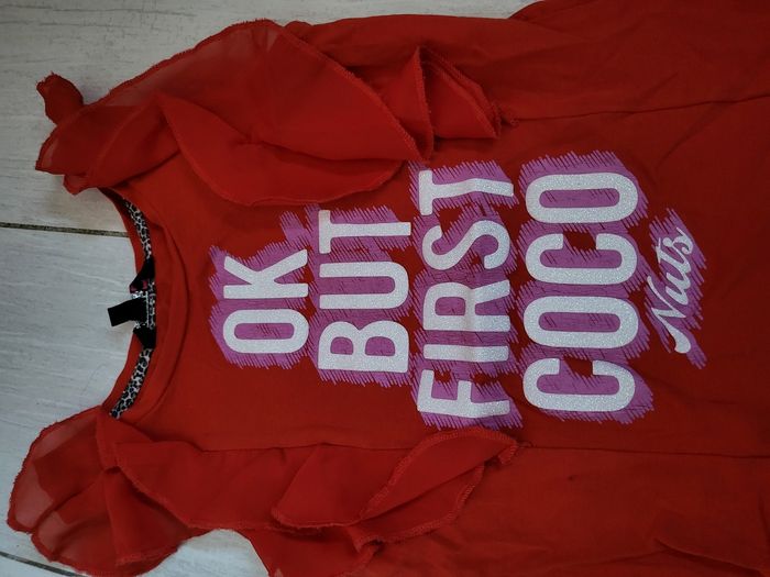 Debardeur rouge - photo numéro 3