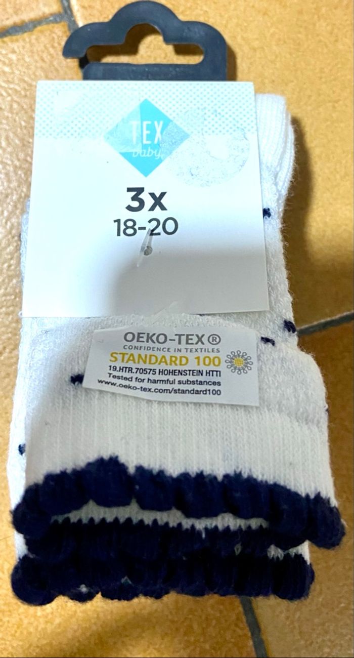 Lot de 3 Chaussette neuve taille 18/20 - photo numéro 2