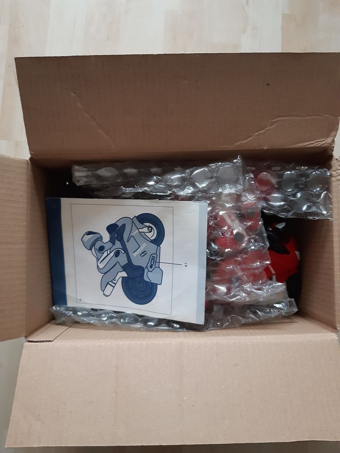 Moto Ducatti - photo numéro 3