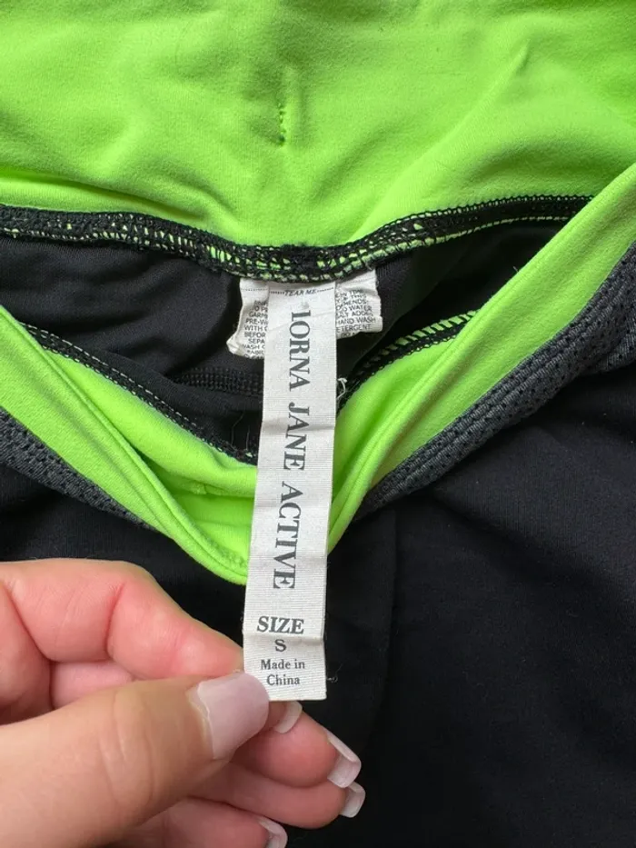 Legging de sport court lorna jane active taille S - photo numéro 4