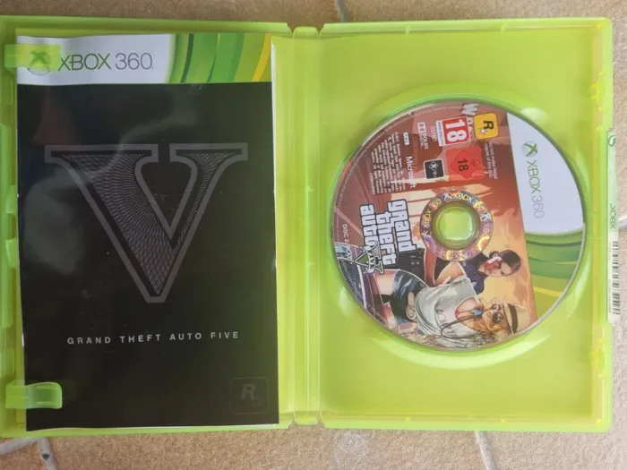 Jeu gta five Xbox360 - photo numéro 2