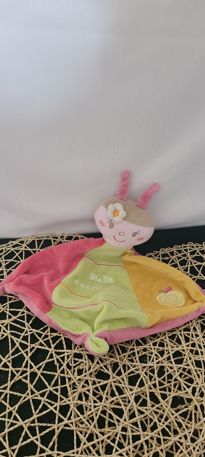 Doudou Coccinelle Plate Rose et Orange Melle Coccinelle Sauthon - photo numéro 2