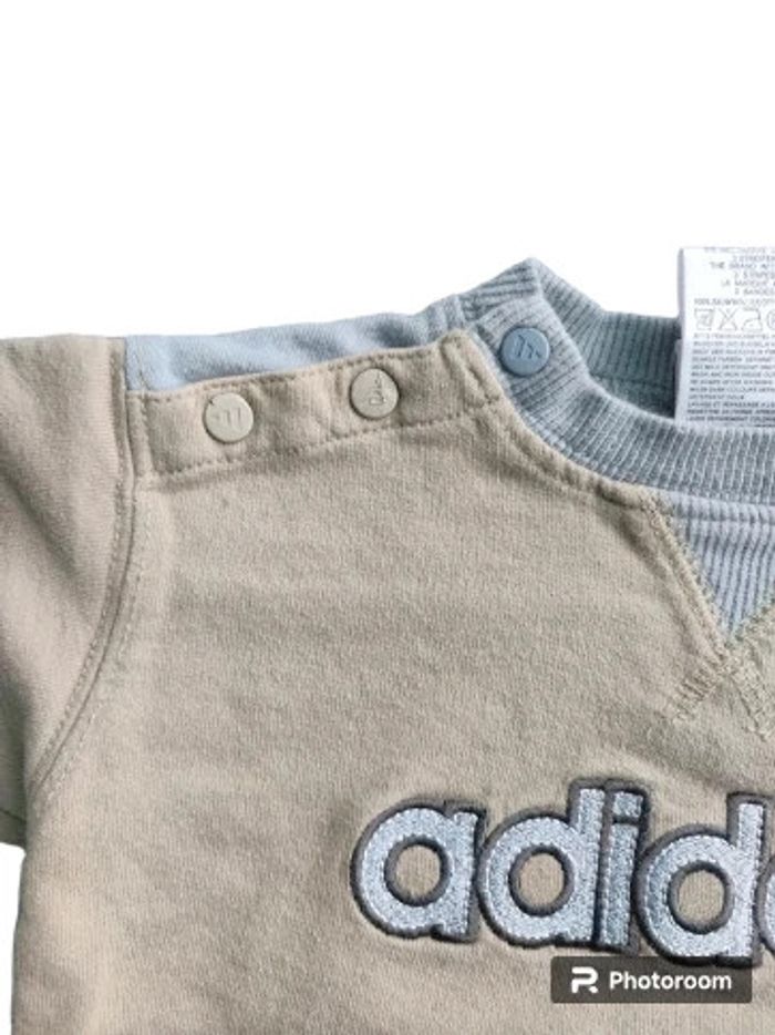 Sweat Adidas 6 mois - photo numéro 2