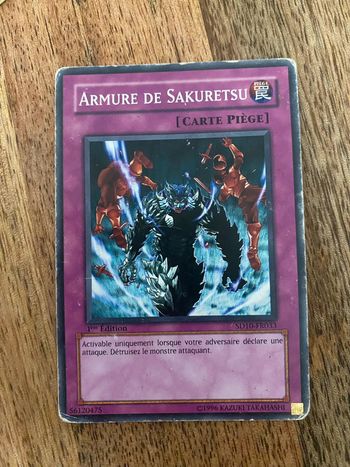 Carte Yu-Gi-Oh! Armure de Sakuretsu SD10-FR033 1ère édition