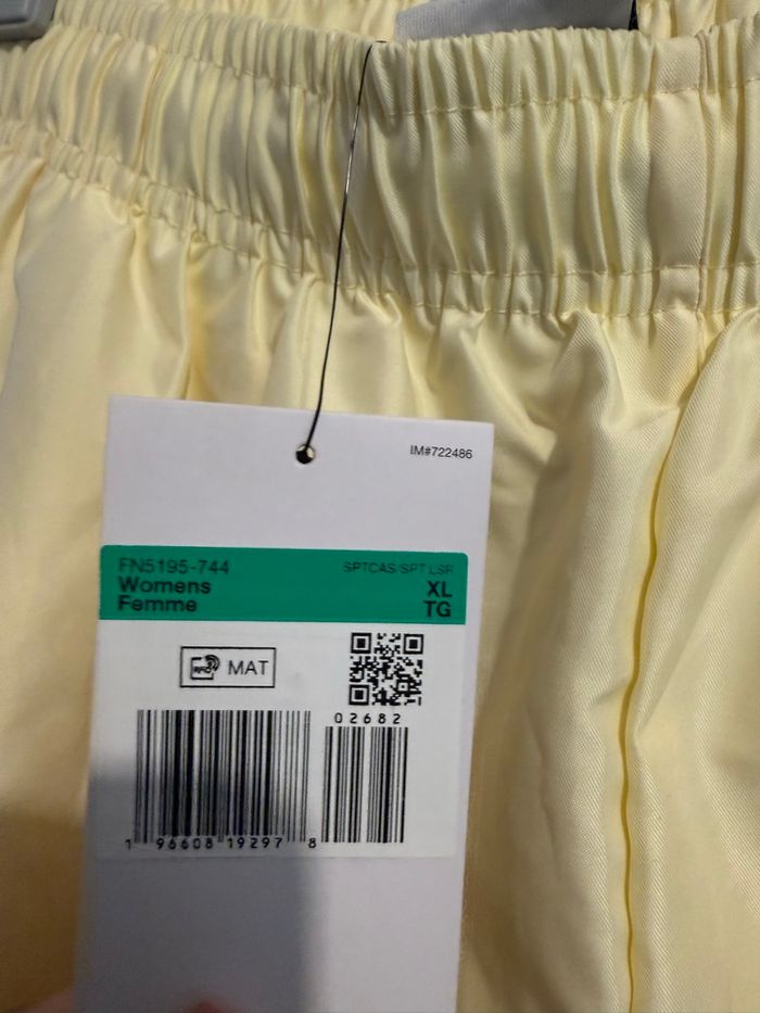 Pantalon jogging femme Nike neuf taille XL - photo numéro 3