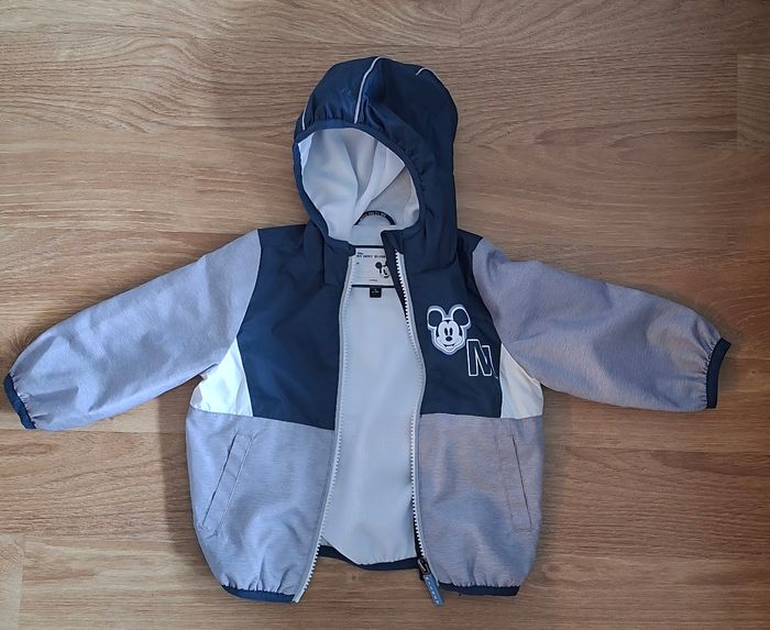 Veste légère C&A 9 mois - photo numéro 2