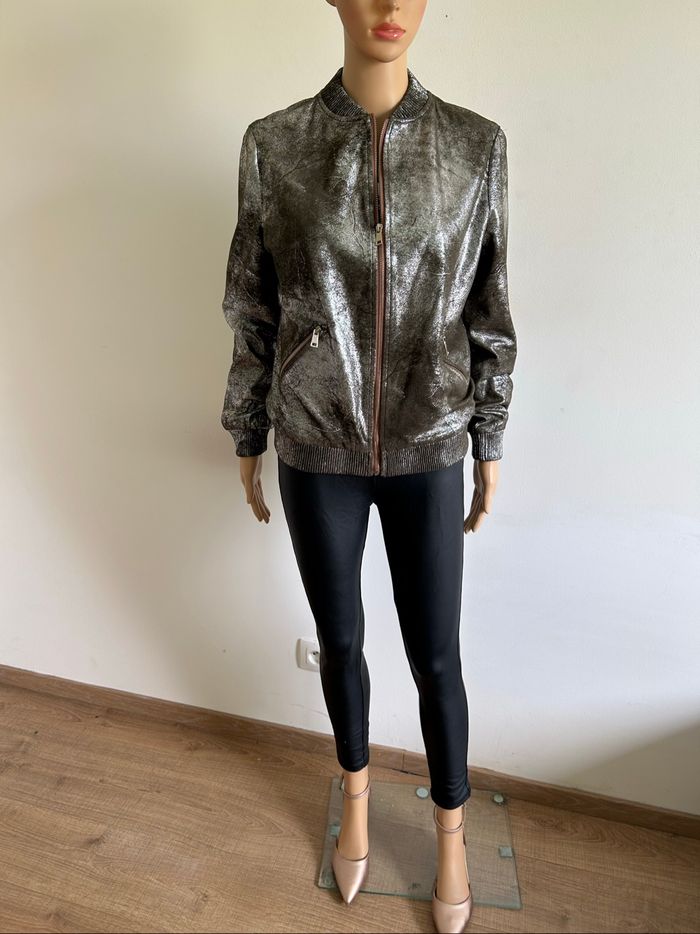 Blouson kaki et argenté Zara taille XS comme neuf - photo numéro 3