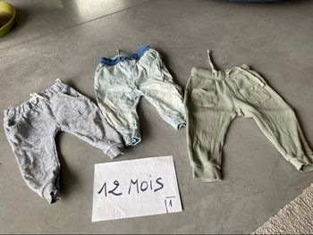 3 pantalons bébé 12 mois 