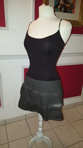 Jupe noir neuve Best Moutain T 38-40