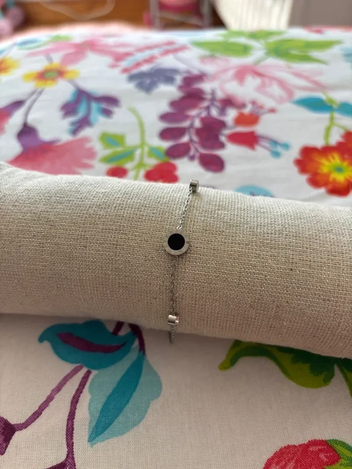 Bracelet