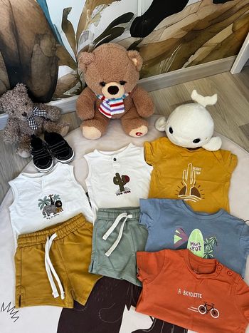 Lot ensemble bébé 6 mois 