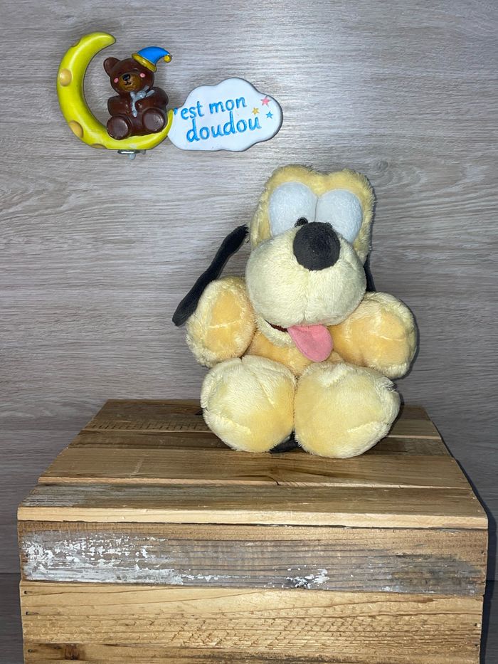 DY58 doudou pluto disney