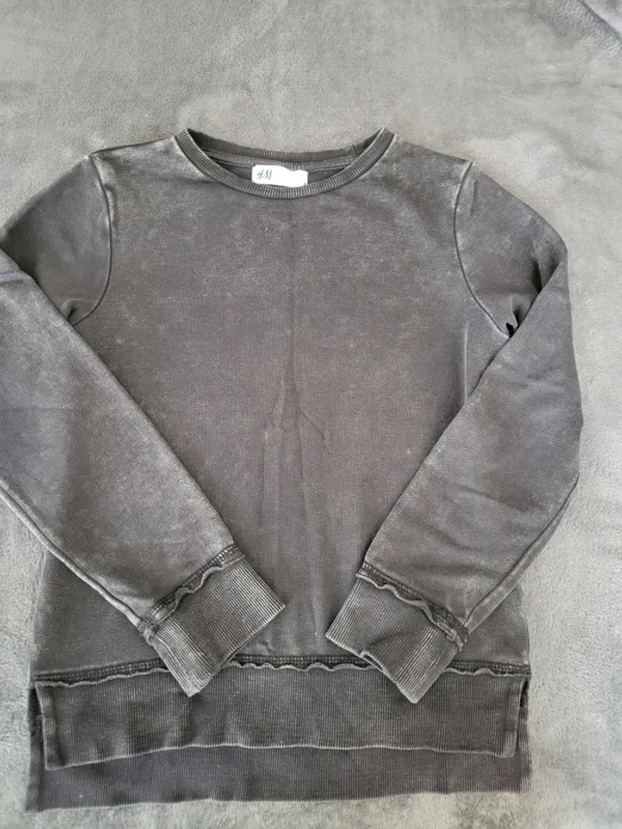 Lot vêtements 8/ 10 ans - photo numéro 2