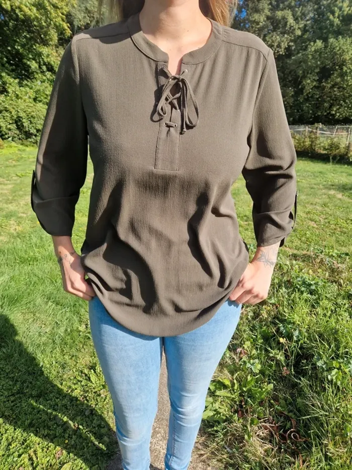 🌸 Superbe blouse à lacets - Taille 38/40/44 -  Papaya Weekend 🌸