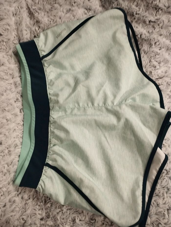 Short de sport Domyos taille S