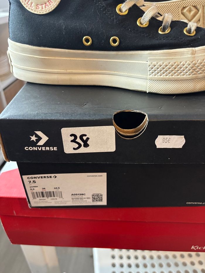 Converse 38 - photo numéro 6