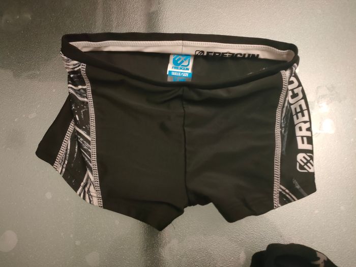 Maillot de bain freegun 12 ans