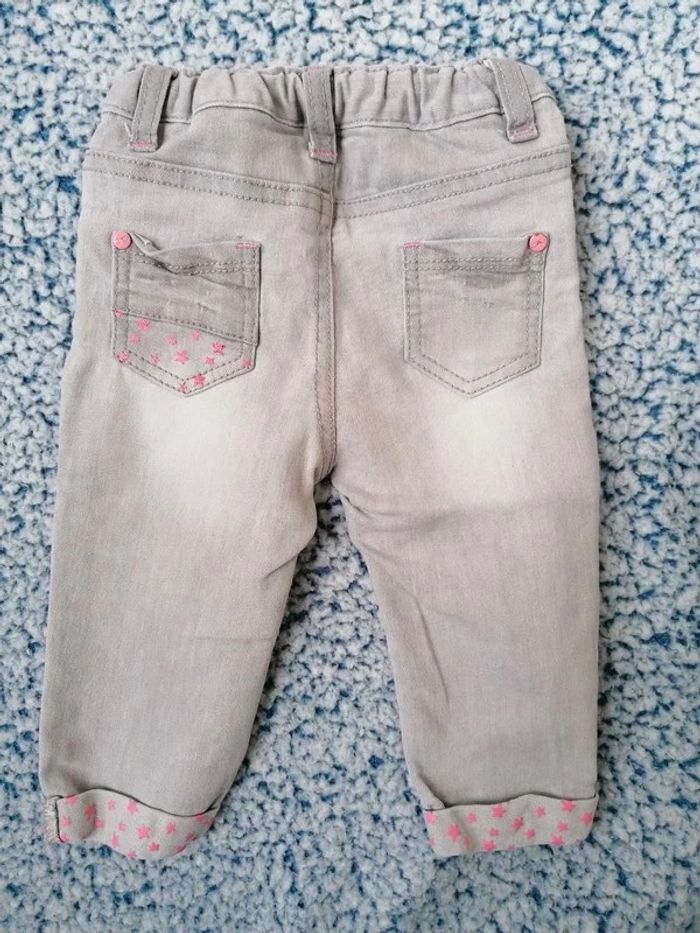 Jeans fille taille 6 mois - photo numéro 2
