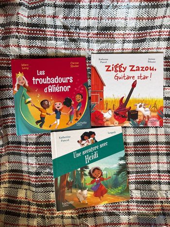 Lot de 3 livres Hachette