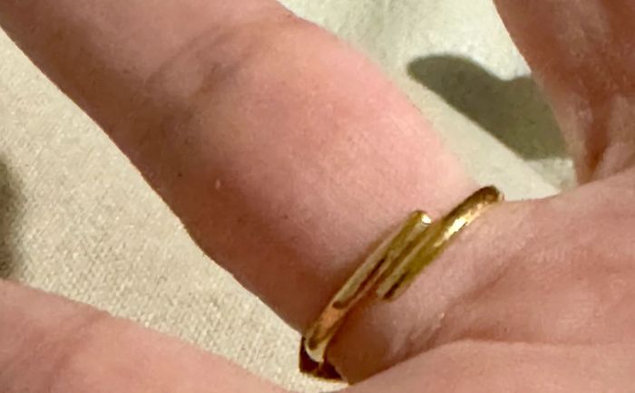 Bague en forme d’œil réglable résine noire perle goutte rise acier inoxydable or - photo numéro 6